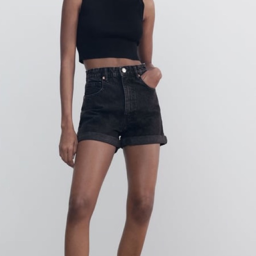 Zara Mom Fit Shorts